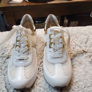 SOLD MICHAEL Michael Kors Sneakers